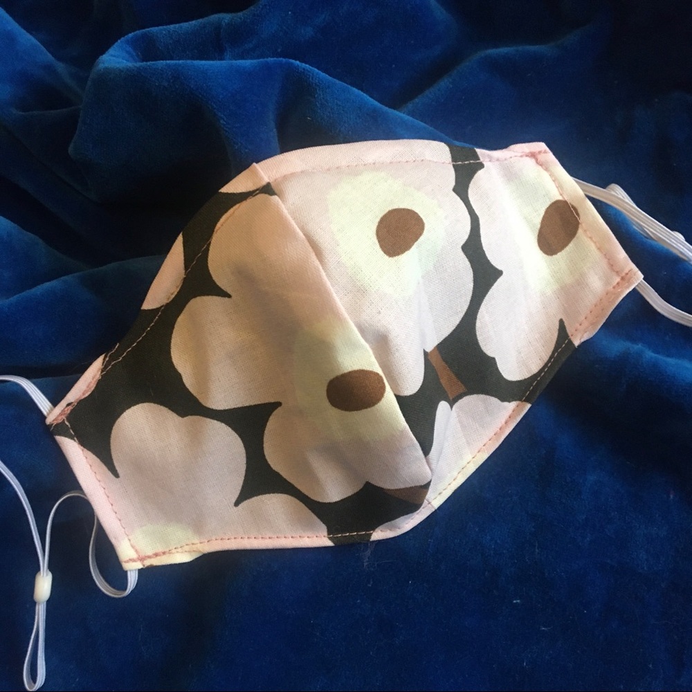 NEW COLOUR! (3/$35) Marimekko Unikko print mask